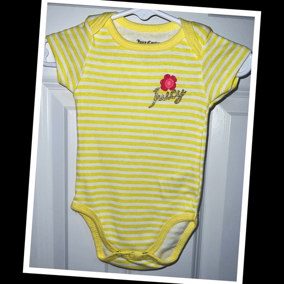 4/$10 •Juicy Couture 0-3m baby onesie💫EUC💫 - Picture 1 of 1